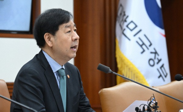 ±¸À±Ã¶ "°íȯÀ² Å¿¿¡ ¼®À¯·ù µî °¡°Ý »ó½Â¡¦Á¤ºÎ¹°·® ¹æÃâ"