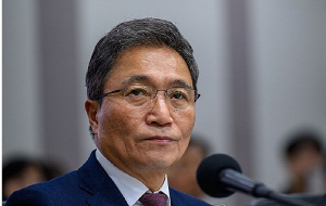 õ  "  𸣴 å ޷ ˷ " <span class=itv></span>