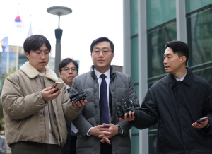  �������� ��Ȥ�� �����, ���Ҿ���ִ� Ż�硦 ������ ���� �͡�