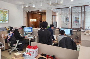 ��Ż�� �̳��� ���� �ؿ���� �˼����Ұ��� ì�� �ϴ� �˰�