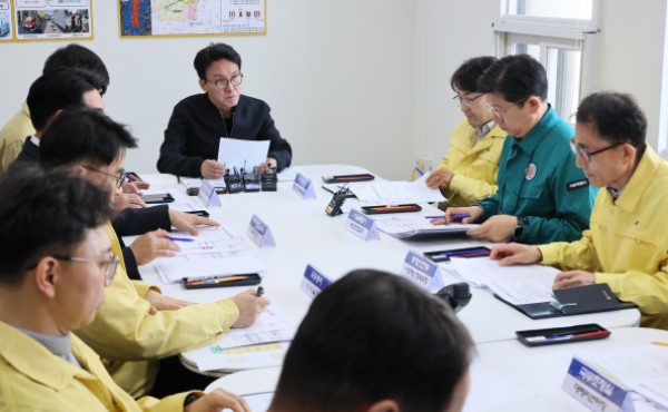 ���Ѹ� "���̺�, ������ ���� ���� �ν��ؾ�"