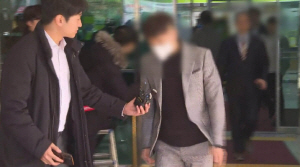 ���ڼ�ȫ �� Ⱦ�ɡ� ģ�� 2�ɼ� ¡�� 3��6���������� ����