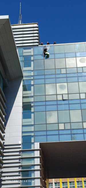 ±¸Ã» ¿Á»ó ¸Å´Þ¸° ¡®ÇÏûÀÇ ÇÏû¡¯ ´ëÇ¥ ¡°¹Ð¸° ´ë±Ý ´Þ¶ó¡±