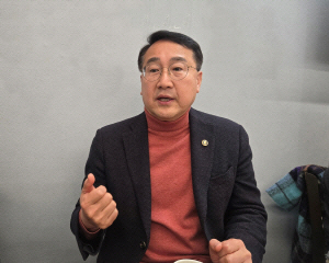 ��� ö���� ������ �� ������ �� �ôµ� û���� ���ָ�?���긲û ��������