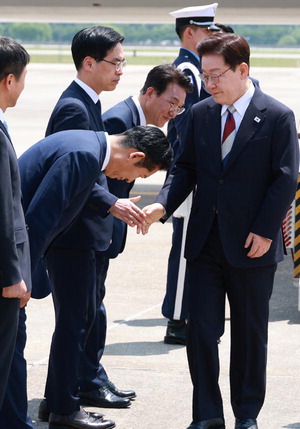 �ͱ��� 찿� 90�� �λ� ��û���������� �޶��� ��û ���ϴܡ� �������?