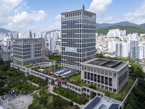 �λ�� ������ �� 4�� ��å������������� ��ġ ������