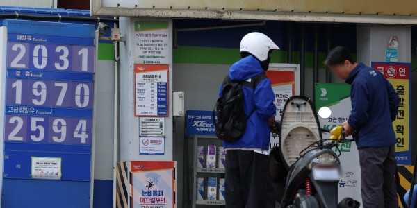 3�� �ְ��� �����ϰ� �⸧�� 0%��衦�ֹ��� 2000�� ����