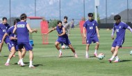 ���ȣ ���� ������, �޲�� ��18���� �޾Ҵ�