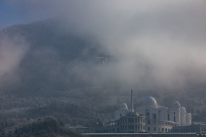 ����, ���ϱ� õ���ü� �κ���Ȥ �߰��ڷ� Ȯ�� �õ�