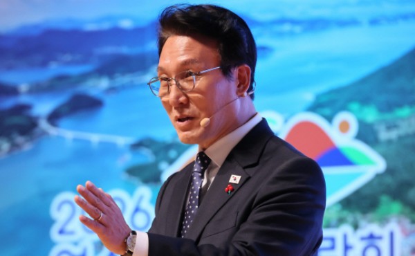 �� �Ѹ� "����� 5�� ª�ٴ� �е鵵" �߾� � "4��6���� �ʹ����"