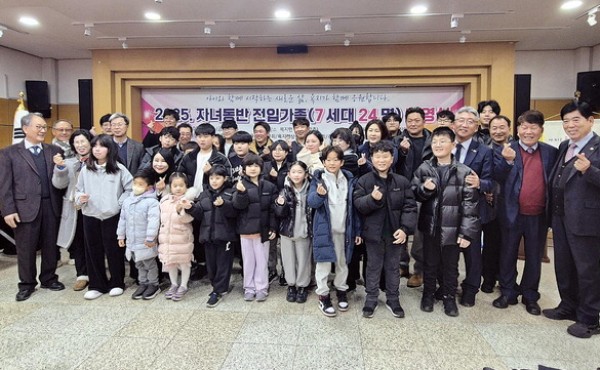 �� ���̵� �����Դ١��������� �ϳ��� ���Ƴ� ��