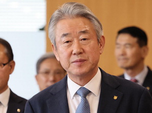 ����ȸ��, �Ϸ��� 200������ ȣ�ڼ� �����㡯��3�� ���� ������ ì��