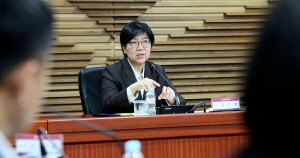 ������� ���մ� �ϰ��� ����� å�� �밨������ �δ� �� ��å ���á�