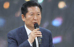 ��û��, ��ΰ� ���Ѹ��� "�뱸���� �ĺ��� �پ�޶�" ������û