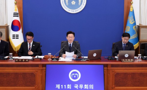 ���ߵ� ���¡� ������ ���� ��󡦰����ι� �� 5���� �������