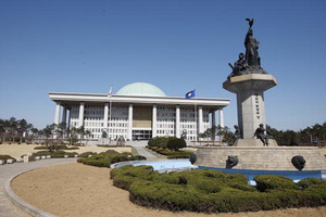 ����� 19�� �λ꼭 �ִ� ����(��ȸ�ǿ� ����), ������ �ֽ� �Ű� �� 8�� ��