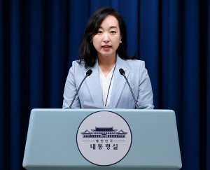 SNS ' Ī' ǰ䱸 Ȳɽ "ȣ "