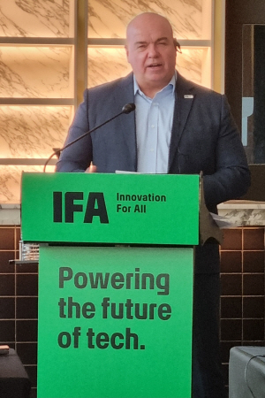  3 IT ڶȸ IFA 'ڸ '... 9 