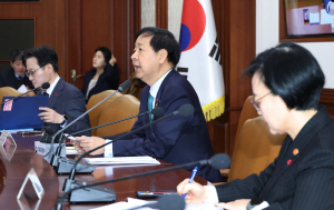 K-Ǫ�忡 ȭ��ǰ���Ƿ��������ѷ� Ȱ�� '�Һ��� ��Ÿ���' Ű���