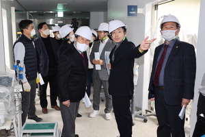 ���ξ�� �Ƿ���� �޿� ���պ��� ����