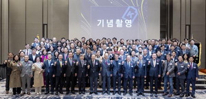 ��������ī����, �ΰ�� �������� Ȱ�� �÷��� ���ࡱ <span class=itv></span>