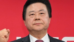 ���� â������ �ĺ� �漱�� ������ 1��