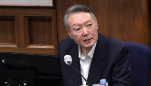 �� "�Ƴ��� �Բ� �������� ���� �� �ִ�"