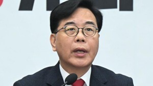 ���� ����Ư���� ���� �� �� �δ� Ŀ����