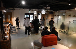 ¡®ºÎ»ê¿¹¼úÀÎÁö¿ø¼¾ÅÍ¡¯ ÀÌÀü¡¦Ã£±â ½¬¿î ¿øµµ½É¿¡ »õ µÕÁö